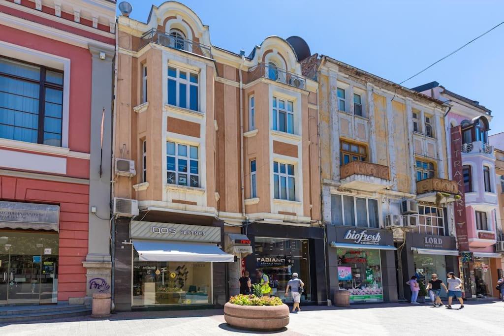 House Of History , Rooms In The Main Street Plovdiv Eksteriør bilde