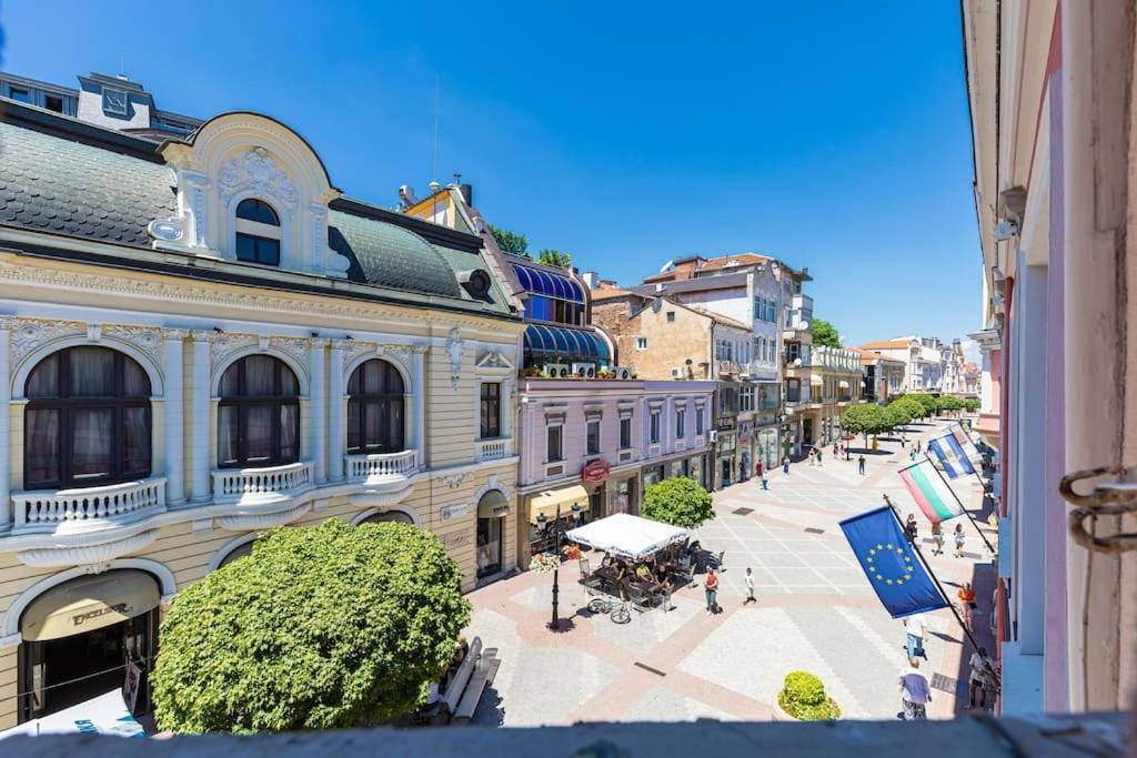 House Of History , Rooms In The Main Street Plovdiv Eksteriør bilde